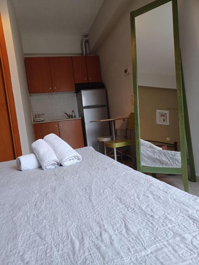 Guest Room Serrai Exteriör bild